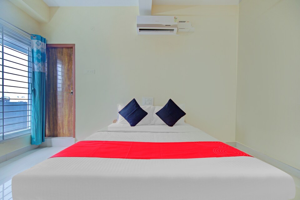 Collection O 81582 Hotel Dentro, OMR Chennai, Chennai