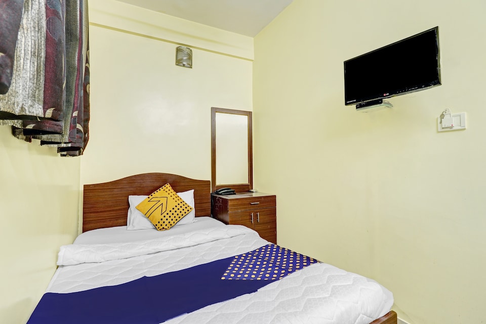 Hotel O subha Residency, Majestic Bangalore, Bangalore