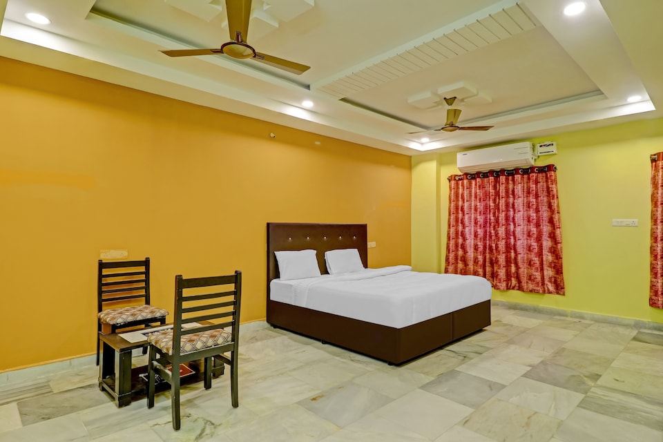 OYO Aruna Dwraka Homes, Uppal - Ghatkesar, Hyderabad