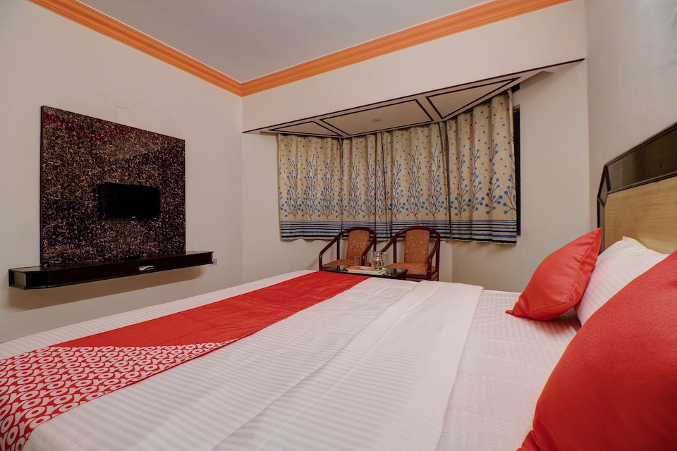 Collection O 81603 Hotel sapphire paradise, Ooty Coonoor Road, Ooty