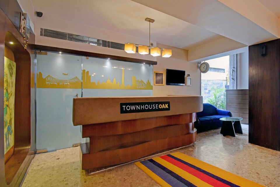 Townhouse OAK Dee Empresa, Esplanade Kolkata, कोलकाता