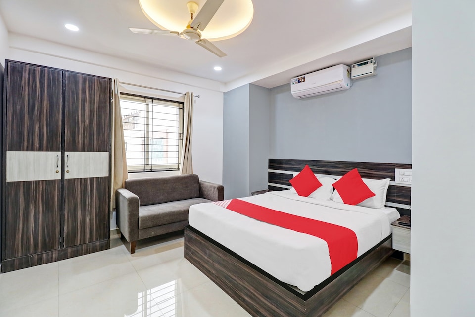 OYO 81617 Purple Suites, Koramangala Forum Mall, Bangalore