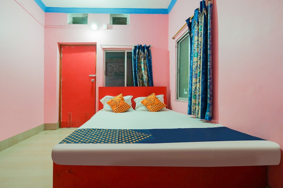 OYO 81642 Aditya Inn, CT Road Puri, Puri