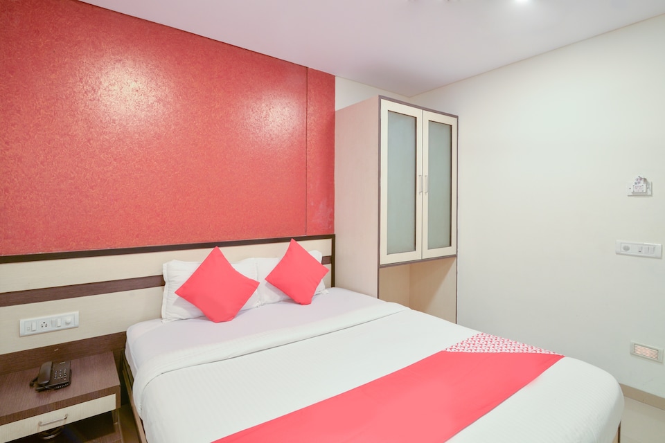 Collection O 81647 Hotel Minerva Residency, Mumbai Central, Mumbai