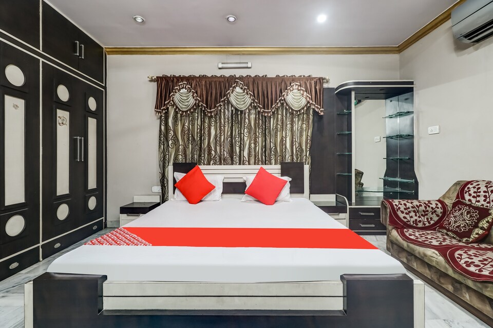 OYO Flagship 81656 Raj Guest House, Ranchi Railway Station, Ranchi