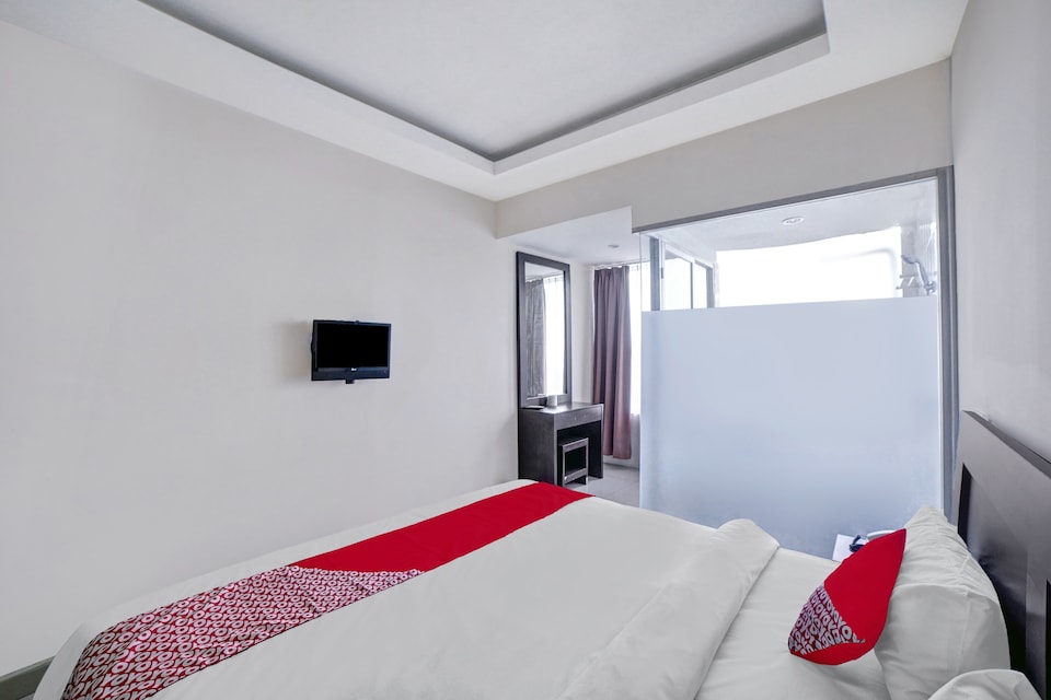 Super OYO 90565 Wesly House, Medan, मेडन