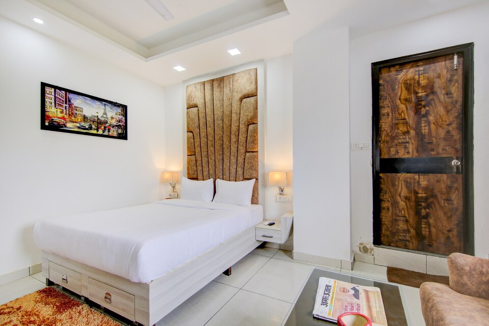 Collection O 81682 Vibes Inn, Rajpur Road Dehradun, Dehradun