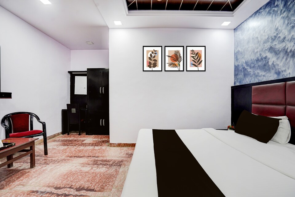 Townhouse Oak Jaipur Railway Station Road Formerly Hotel Rawat, Sindhi Camp, Jaipur