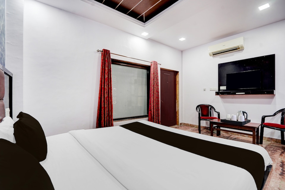 Townhouse Oak Jaipur Railway Station Road Formerly Hotel Rawat, Sindhi Camp, Jaipur