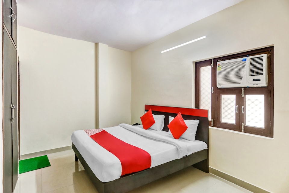 Hotel O Karan Residency, Anand Vihar Delhi, Delhi