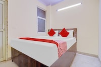 HOTEL O SKYLINE STAY HAPPY. 