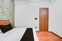 HOTEL O SKYLINE STAY HAPPY. 