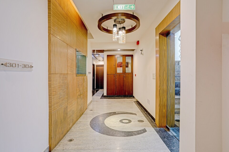 Townhouse OAK Hotel Heaven Near Lotus Temple, Greater Kailash Delhi, Delhi