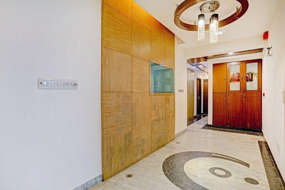 Townhouse OAK Hotel Heaven Near Lotus Temple, Greater Kailash Delhi, Delhi