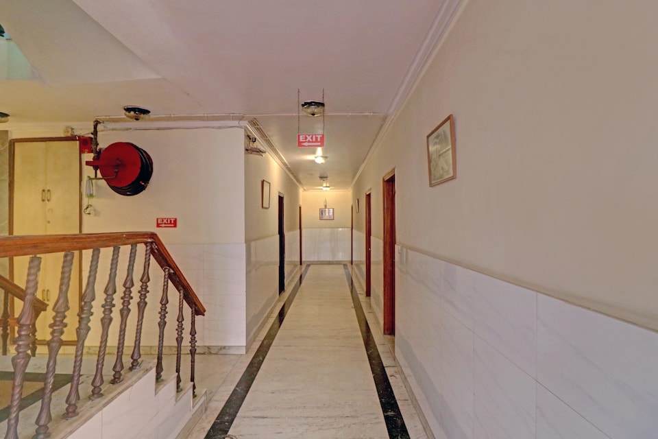 Hotel O Singh Continental, Karol Bagh Delhi, Delhi