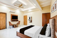 Super Townhouse Kathauta Lake Formerly Shivanya