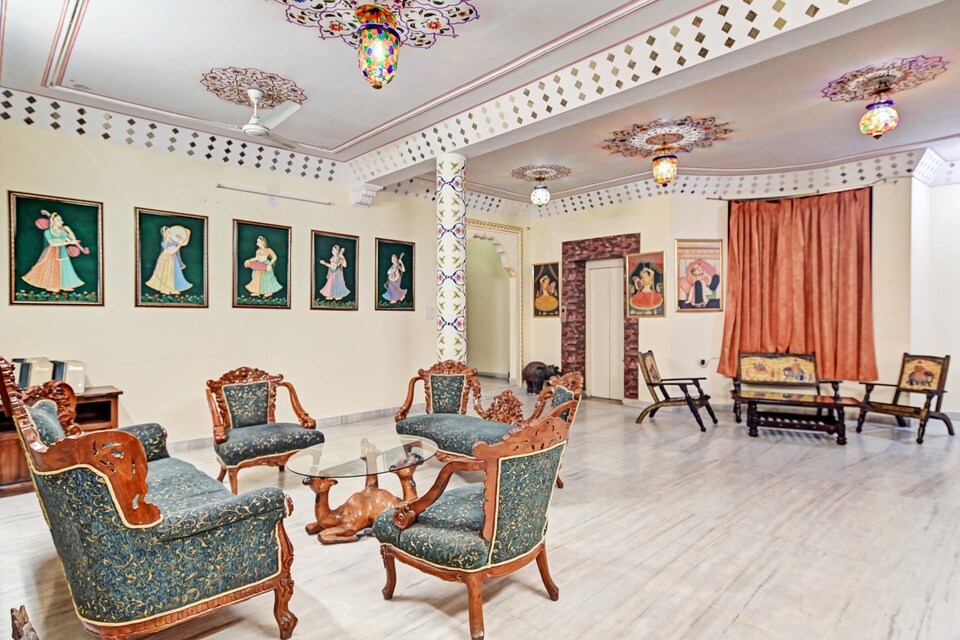 Capital O 81779 Hotel La Maison Grande, Sindhi Camp, Jaipur