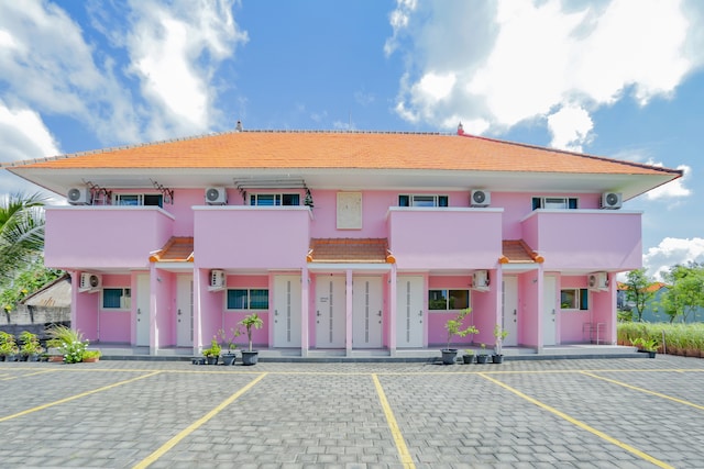 OYO 90568 Kawaii Apartments