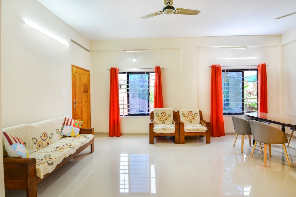 OYO Home Akash Villa, Medical College - Pattom, Trivandrum