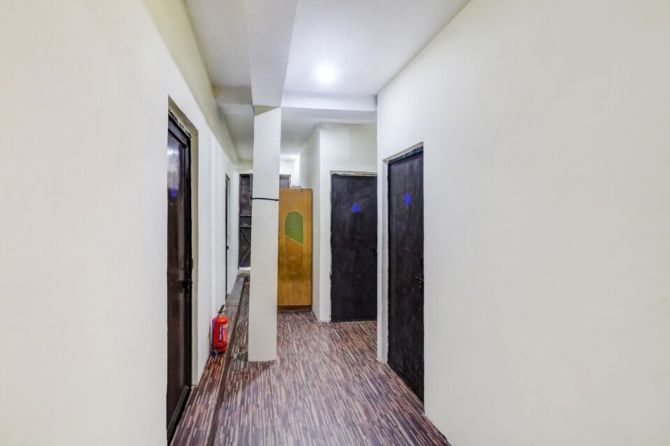 Hotel O Kohli Palace, Faridabad, Faridabad