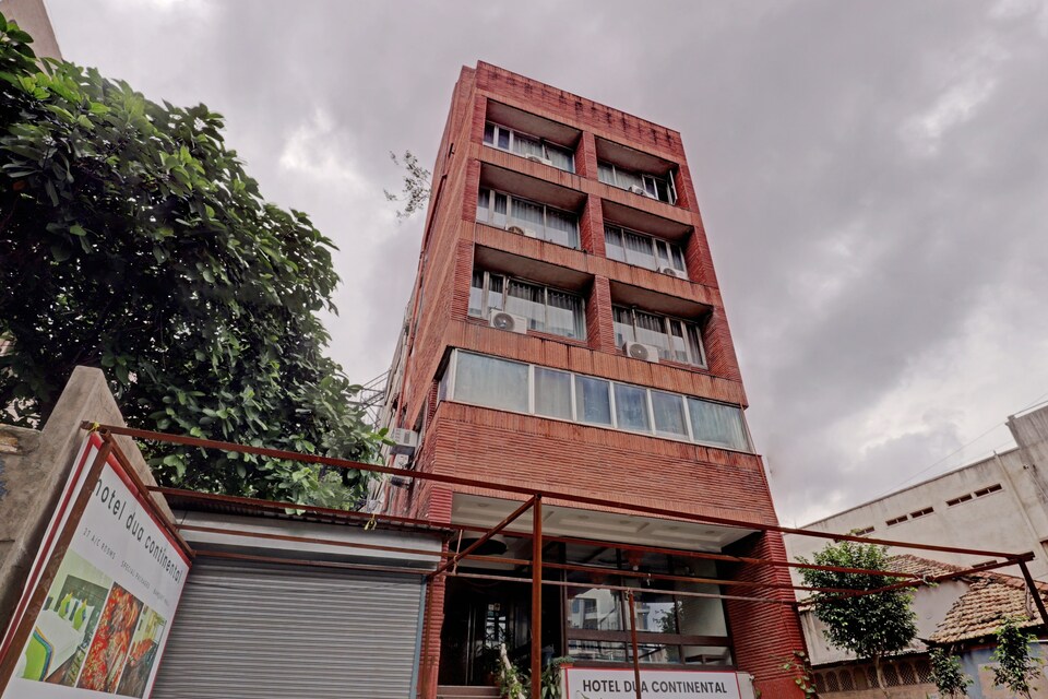 OYO Townhouse 81848 Hotel Dua Continental, Bus Stand Nagpur, Nagpur
