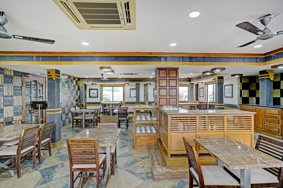 Townhouse 476 Majestic Mart View, MG Road Kochi, Kochi