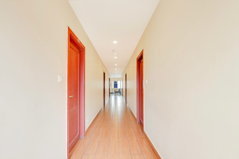 Super OYO Townhouse Visakhapatnam, Transit Vizag, Visakhapatnam