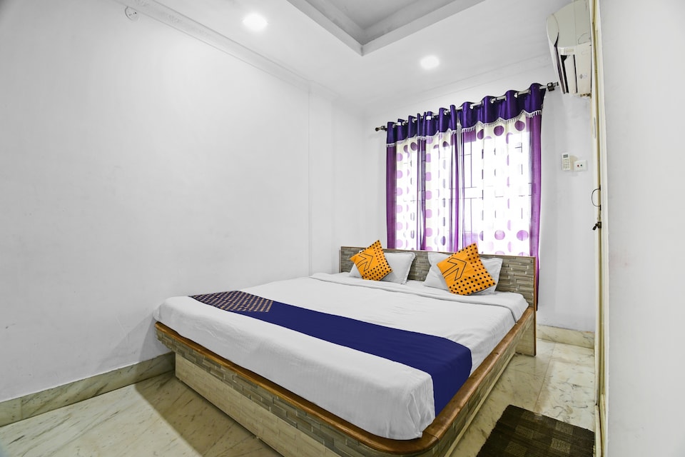 SPOT ON 81882 Raj Chandra Lodge, Athgaon Guwahati, Guwahati