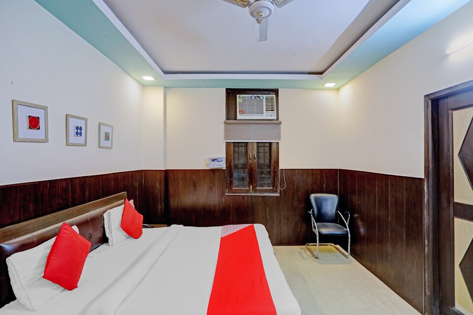 OYO 81886 Hotel Dreams , Noida City, Noida