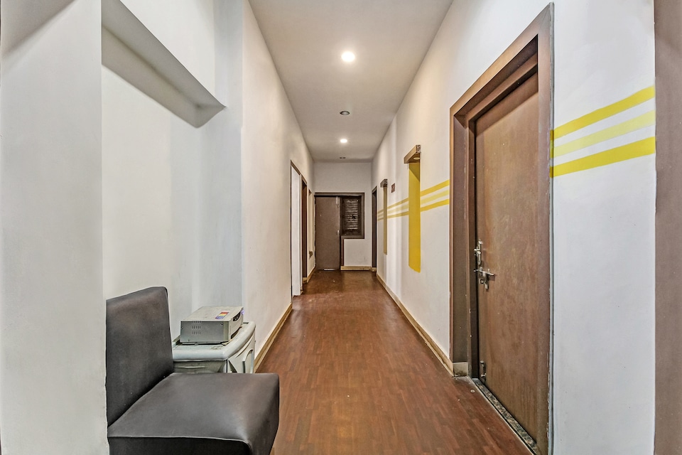 Hotel O Gariahat Inn, Gariahat Kolkata, Kolkata