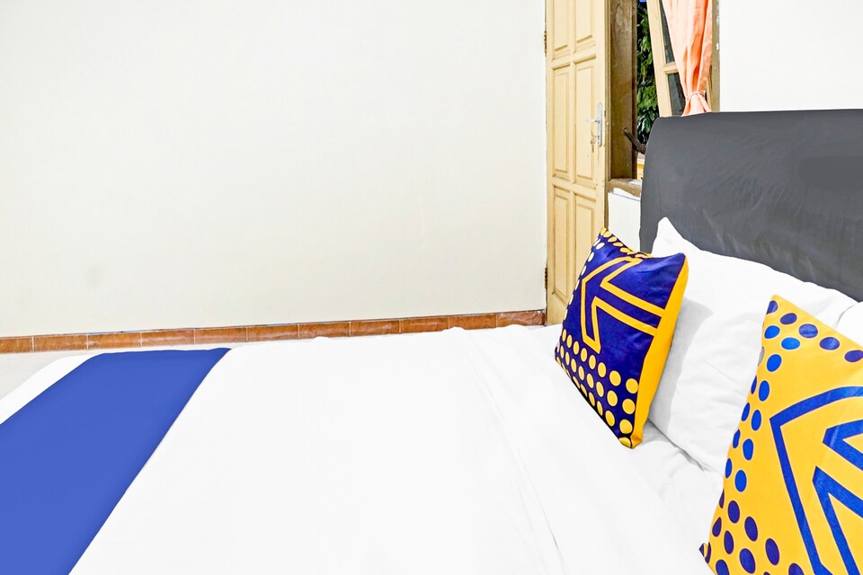 SPOT ON 90581 Hw Residence, Kediri, Kediri