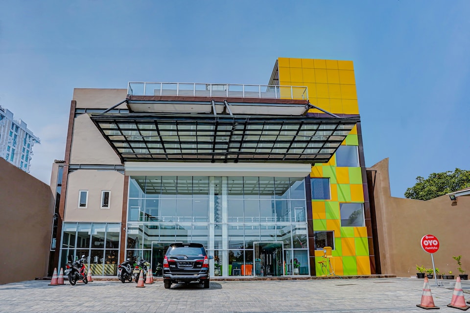 OYO 90584 Rumah Familiku Syariah, Surabaya, Surabaya