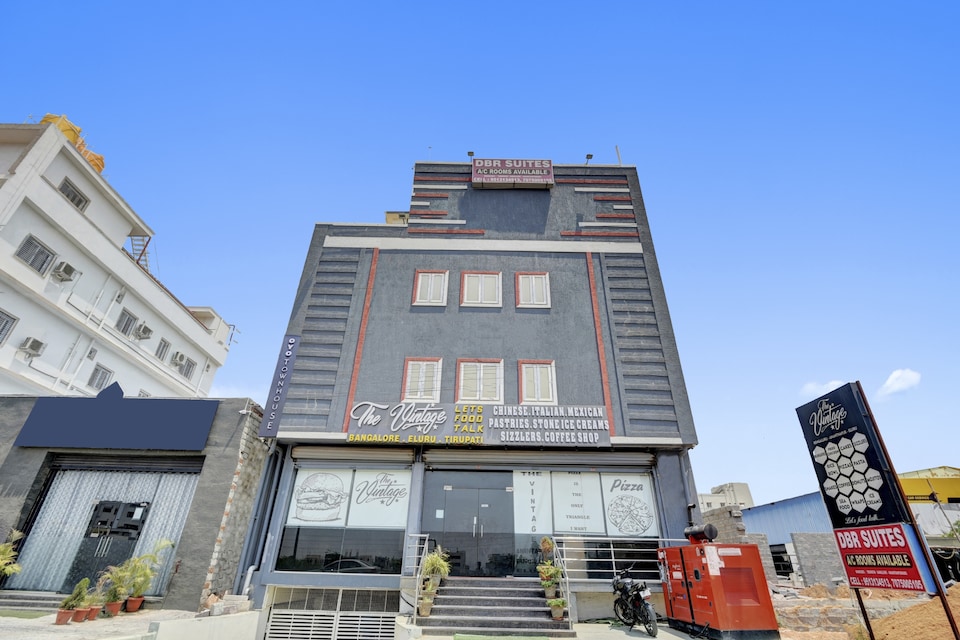OYO Townhouse 958 Dbr Suites, Anantapur, Anantapur