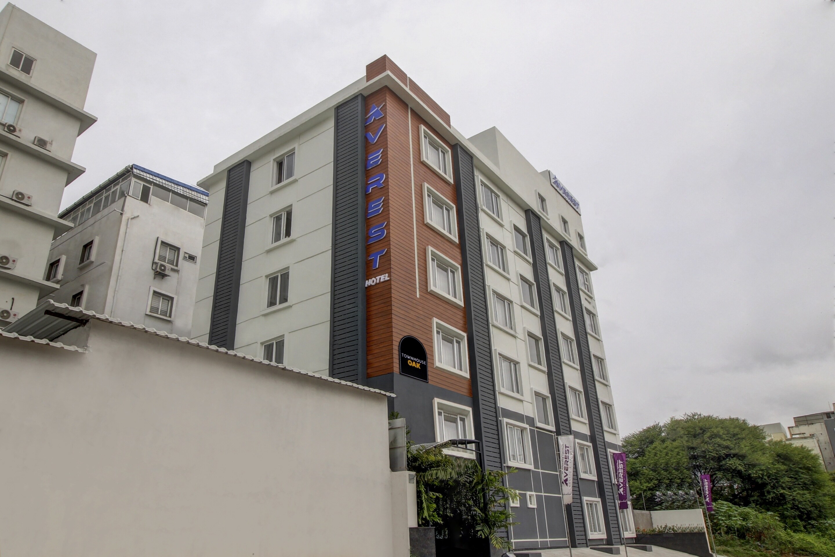 Townhouse OAK Halcyon Averest  Townhouse Oak Hyderabad  Book    1900 OYO