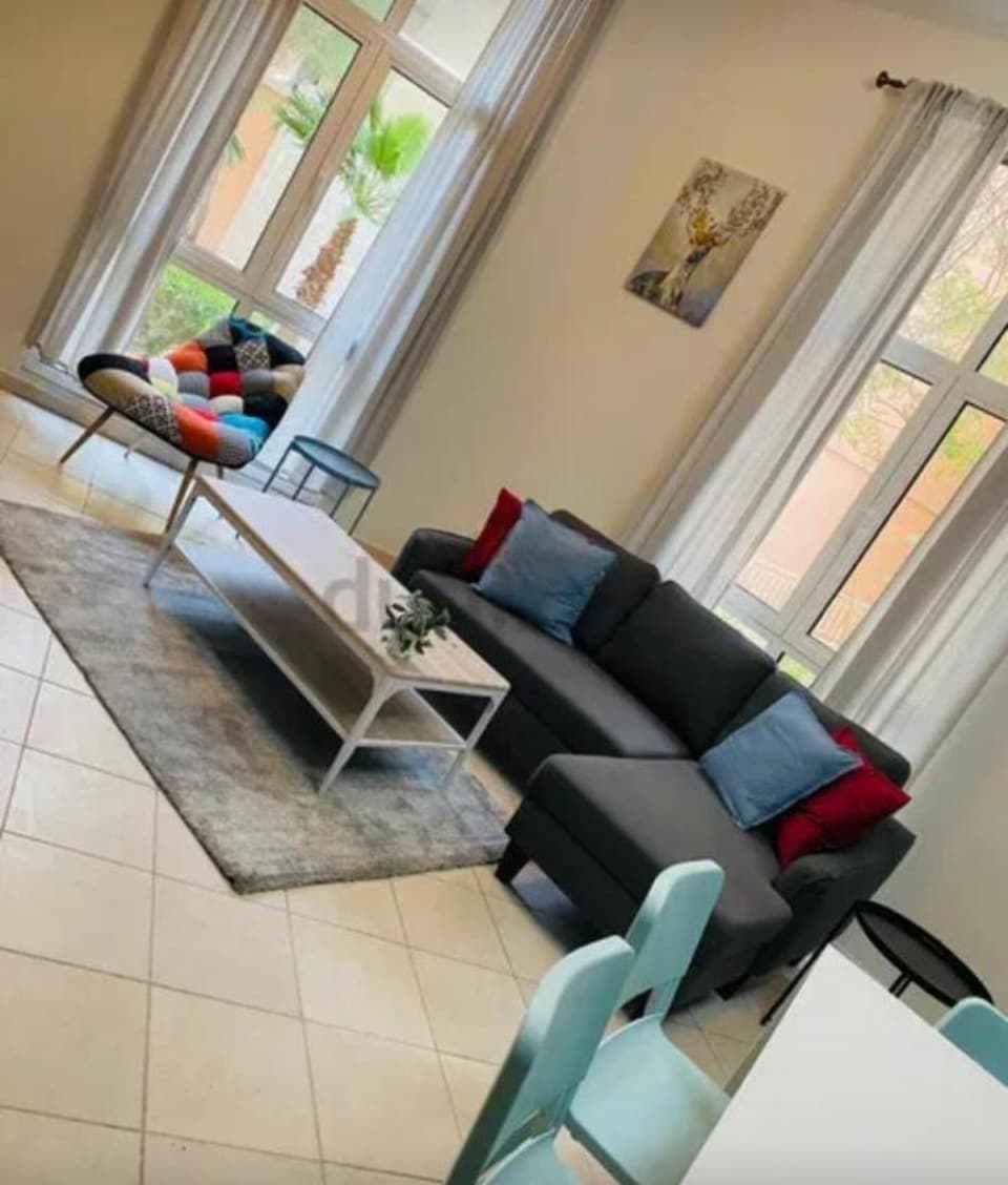 OYO 718 Home dg bldg61, Discovery Garden Dubai, Dubai