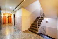 Super Townhouse Balaji Dental College Pallikarani Formerly Orchid Sankrish