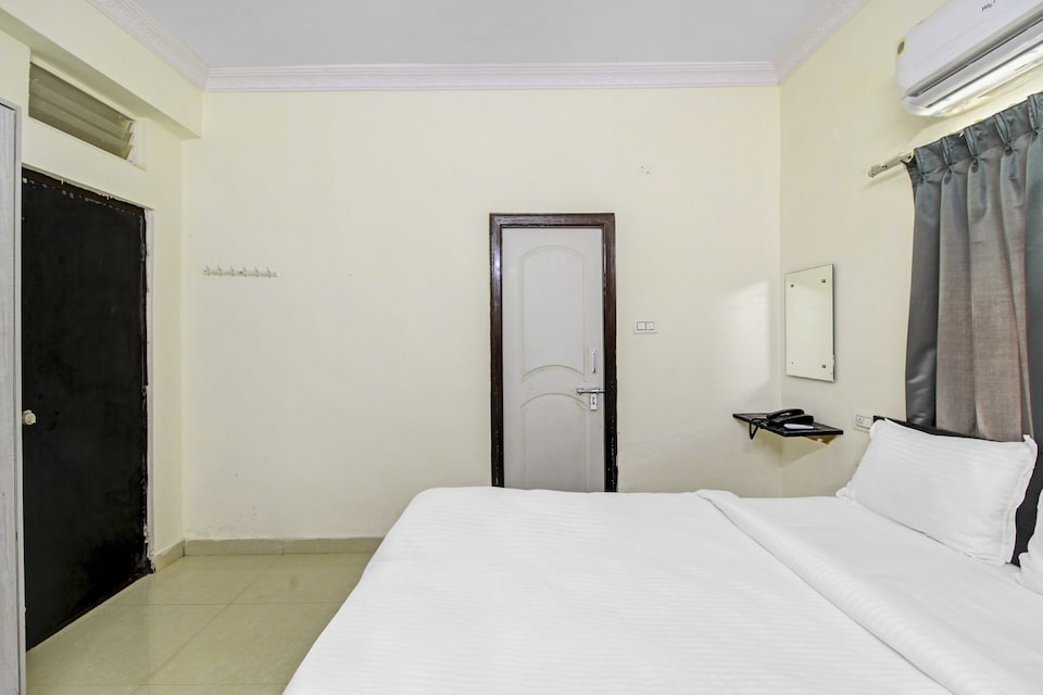 Collection O Broholic Hotels 001, Gachibowli, Hyderabad