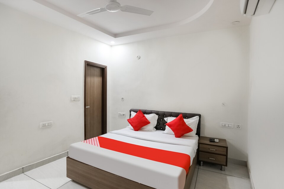 OYO 81988 Hotel Royal Inn, Rohtak, Rohtak