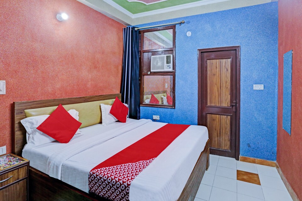 OYO 81993 Shree Krishna Akshaya Dham, Iskcon Vrindavan, Vrindavan