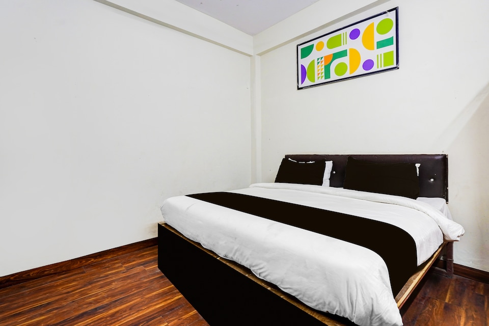 Hotel O George Town, Civil Lines - High Court, Prayagraj