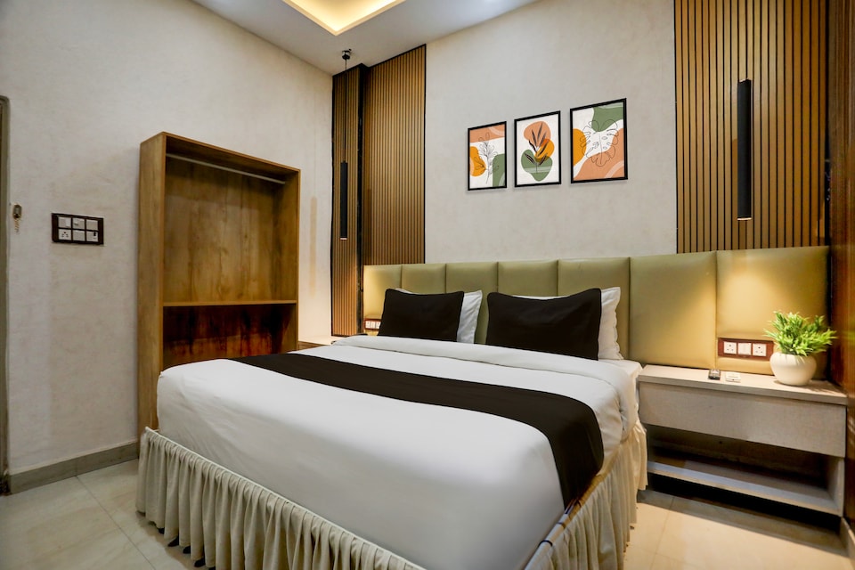 Hotel O George Town, Civil Lines - High Court, Prayagraj