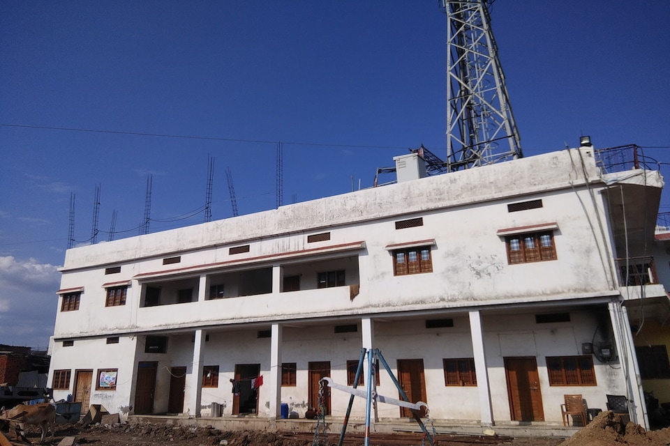 POP 82008 Hotel Royal, Sagar, Sagar