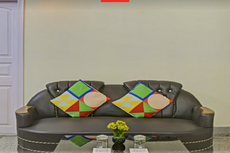 OYO 82016 Green House, Salt Lake Kolkata, Kolkata