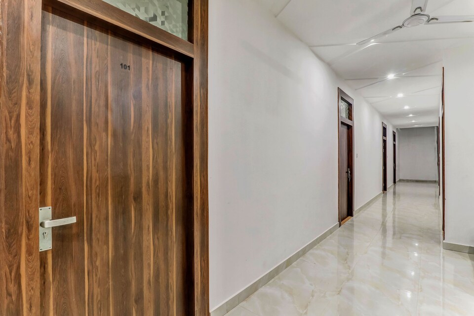 OYO Hotel George K, Civil Lines - High Court, Prayagraj