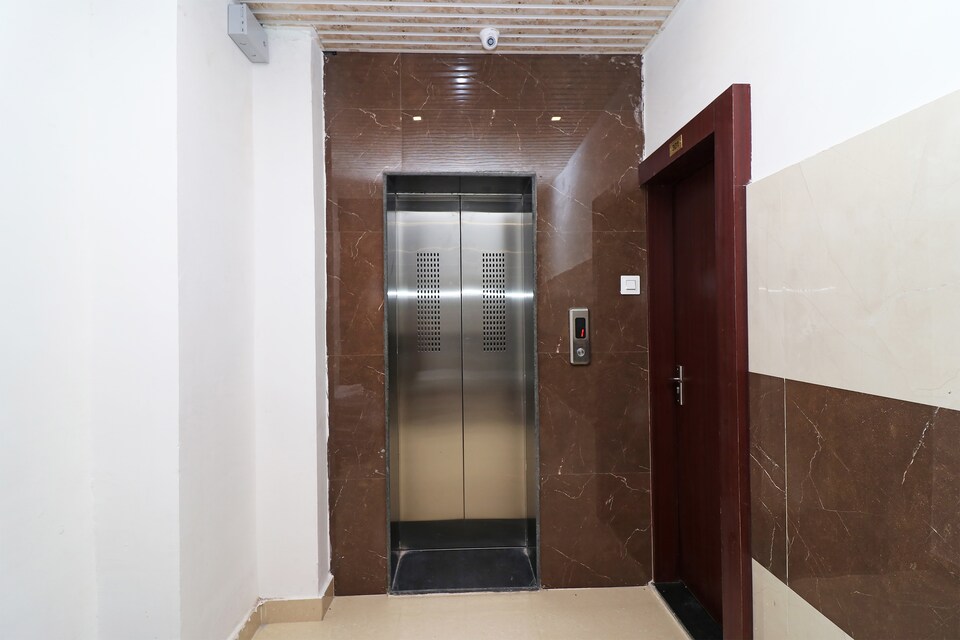 OYO 1021 Hotel Gayatri Residency, Railway Station Kota, Kota