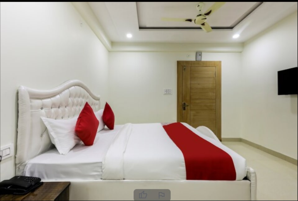 OYO 82042 Hotel Babasa, Vijay Nagar Indore, Indore