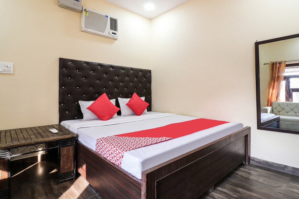 OYO 82044 Swastik Club & Resort, Saharanpur, Saharanpur