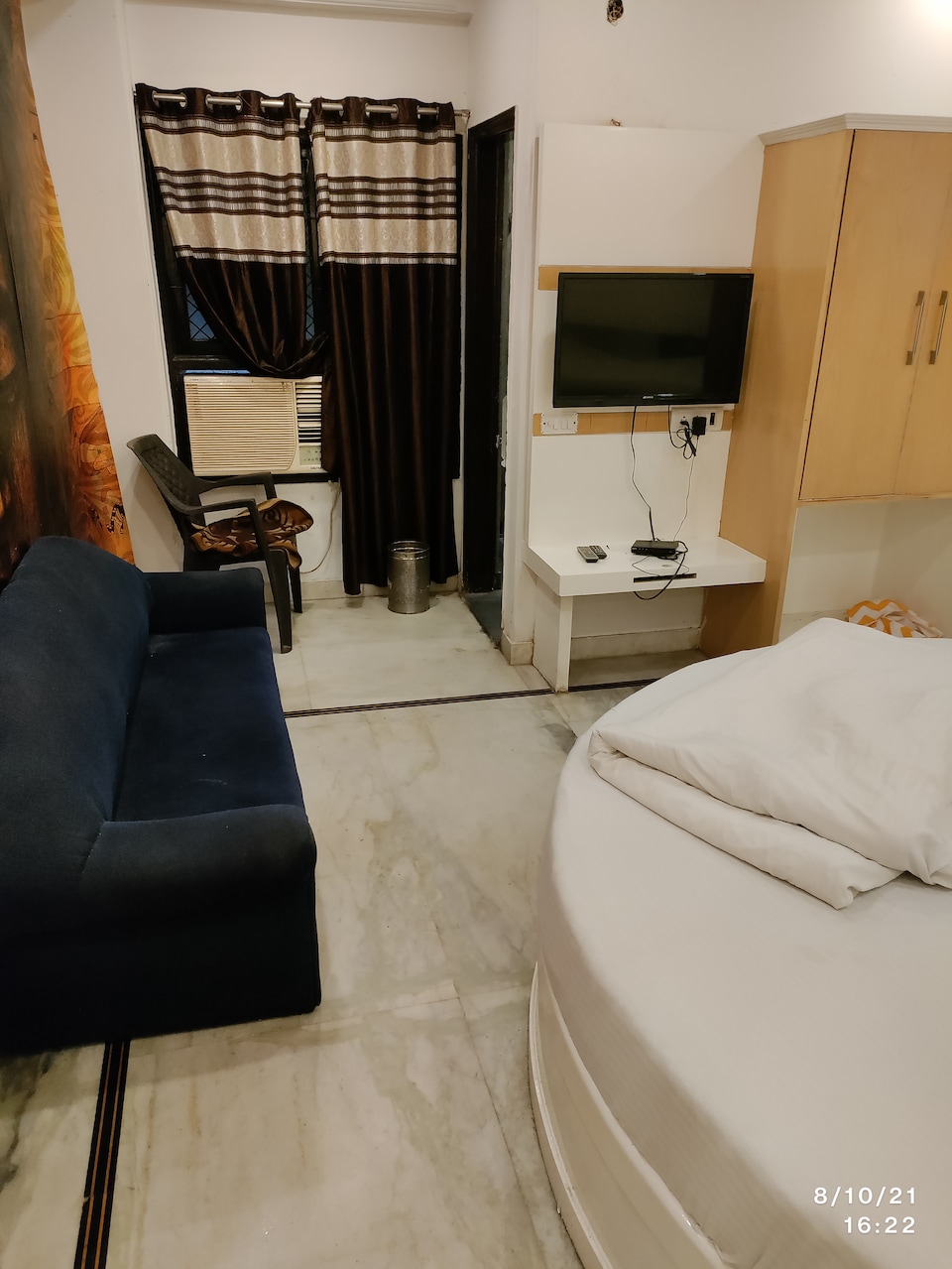 Capital O 82059 Travellers Inn, Paharganj Delhi, Delhi