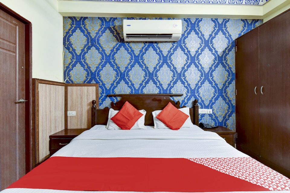 Capital O 82060 Hotel Ranaji heritage, Sindhi Camp, Jaipur
