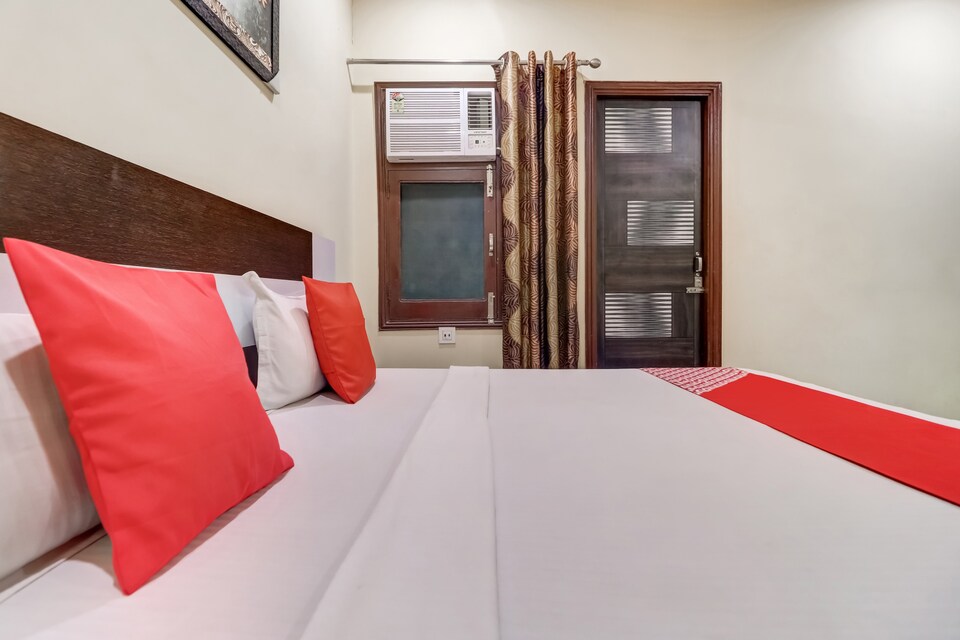 OYO 82069 Hotel Bridge View 2, Queens Road Amritsar, Amritsar